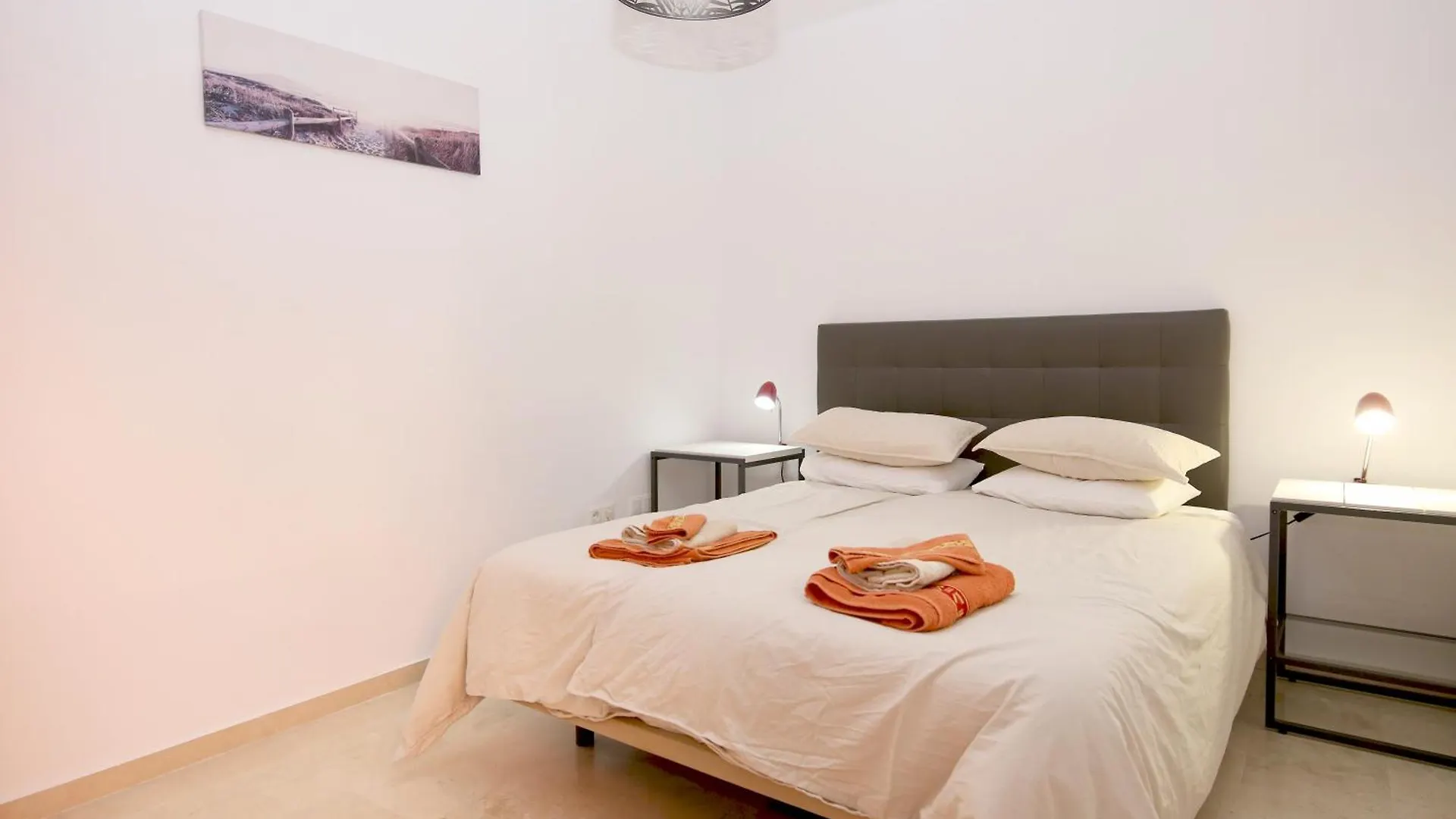 Estepona Town Apartment Eddie